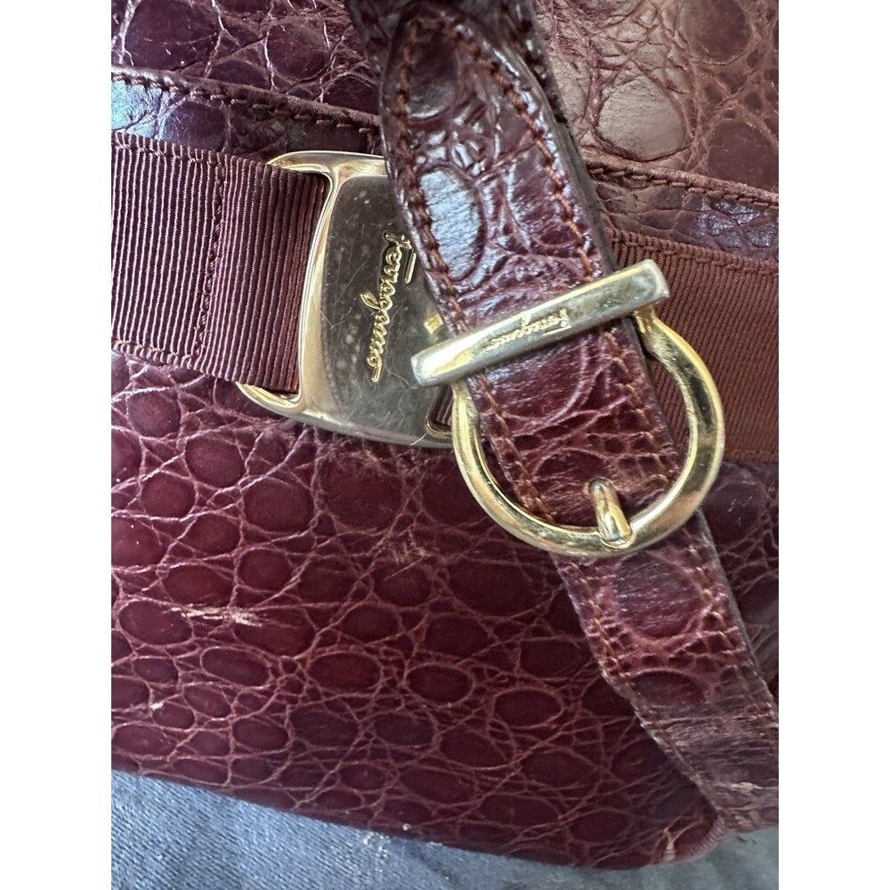 Salvatore Ferragamo Vara ribbon shoulder crossbody - Picture 11 of 15